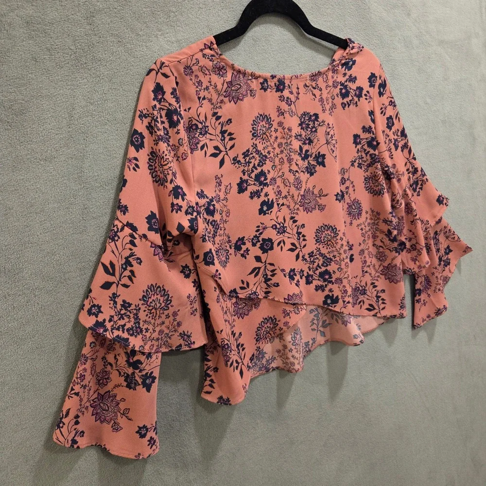 Liberty Love Floral Blouse Women's Size Small Boho Bell‎ Sleeve Ruffle Cottage